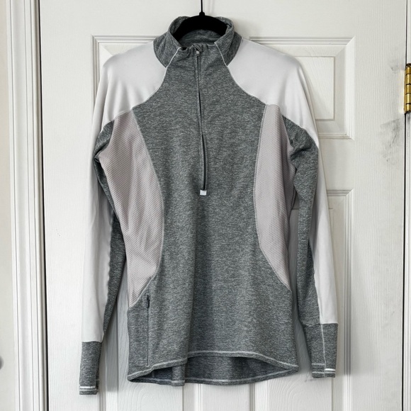 Athleta Tops - Athleta Heat Zone 1/2 Zip Pullover Long Sleeve Top with Thumb Holes